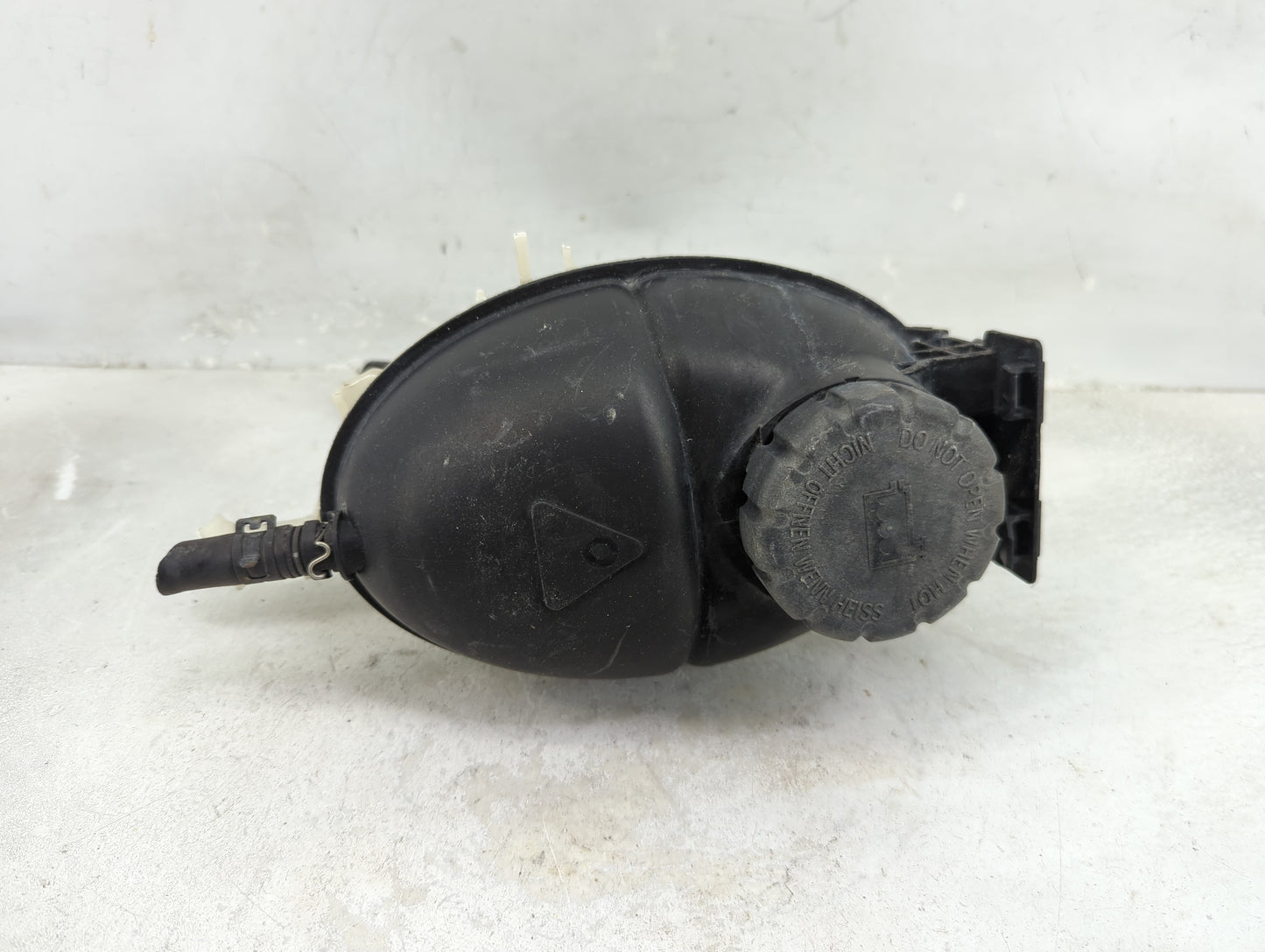 2008 Mercedes-benz C300 Radiator Coolant Overflow Expansion Tank Bottle - Oemusedautoparts1.com