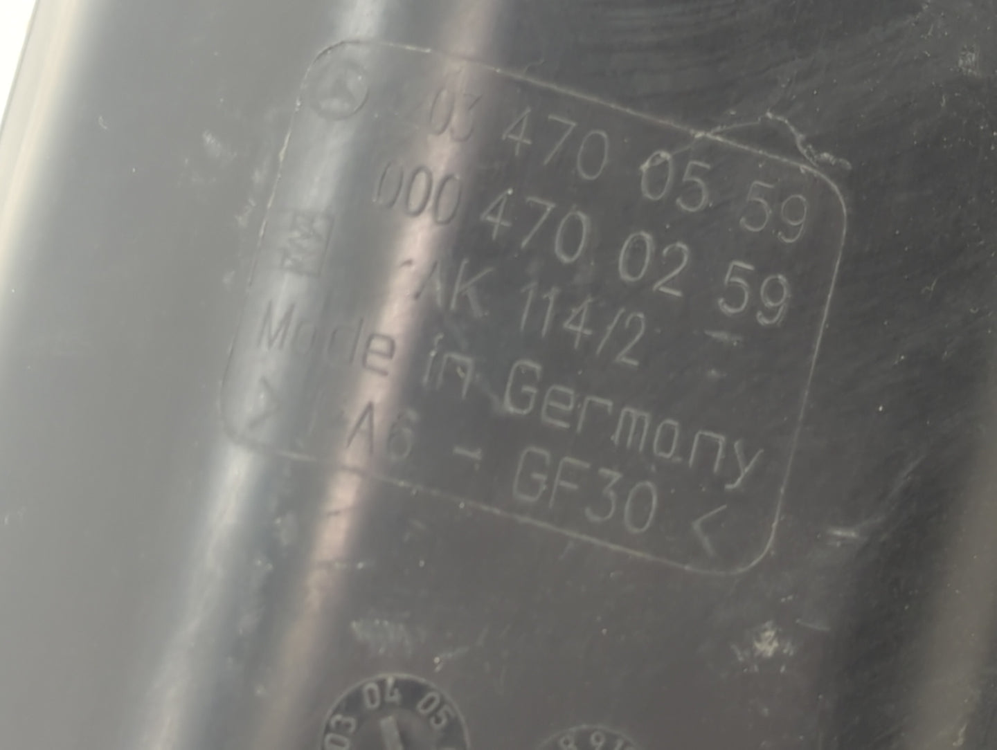 2008 Mercedes-benz C300 Fuel Vapor Charcoal Canister - Oemusedautoparts1.com
