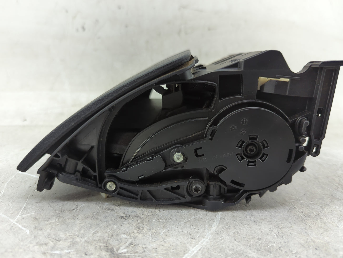 2008-2011 Mercedes-benz C300 Information Display Screen - Oemusedautoparts1.com