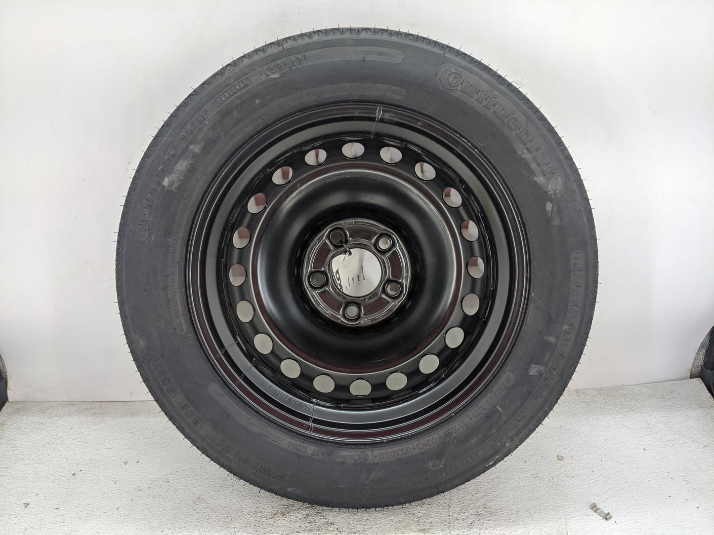2008-2013 Mercedes-benz C300 Spare Donut Tire Wheel Rim Oem - Oemusedautoparts1.com