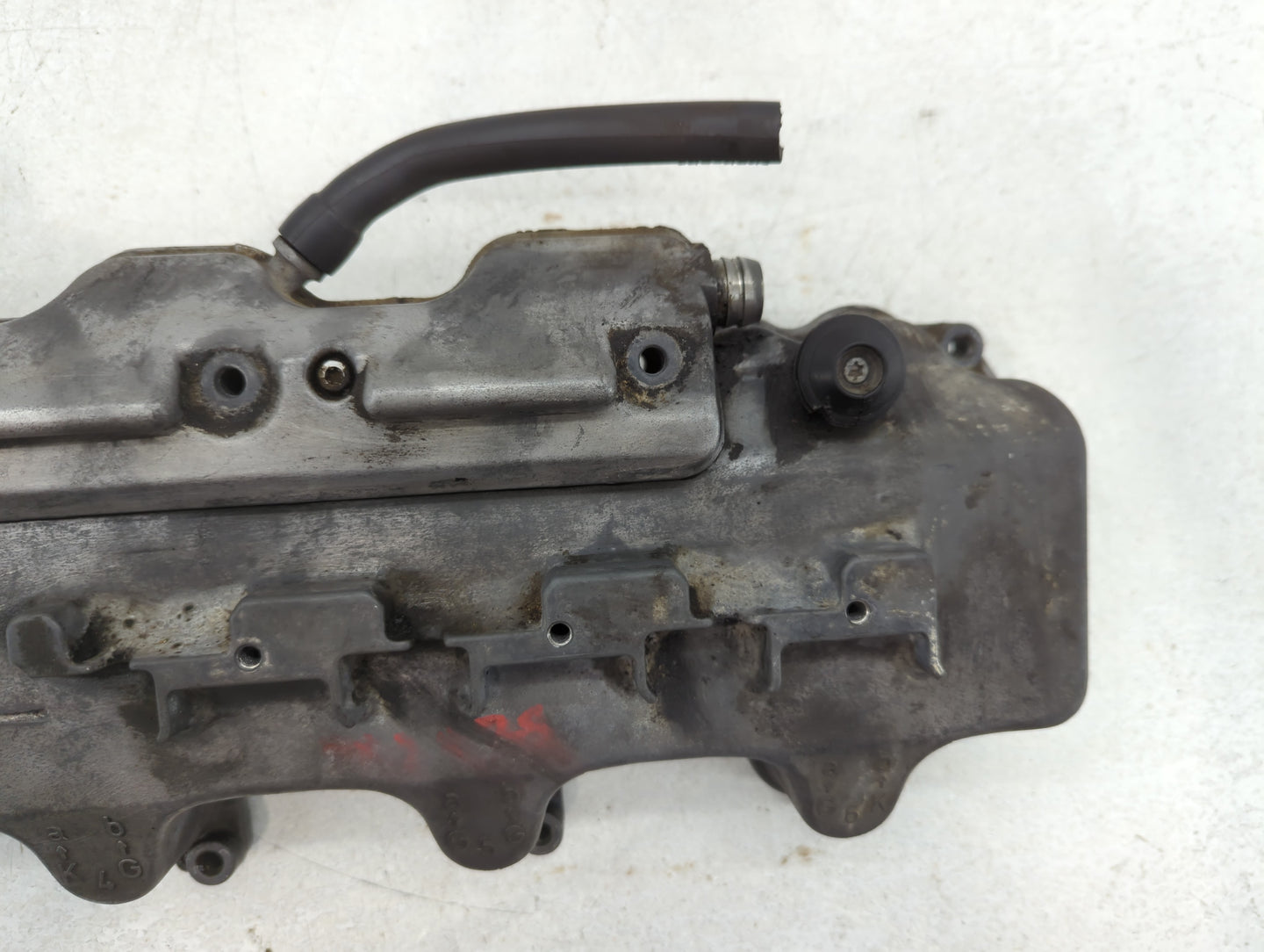 2008 Mercedes-Benz C320 Driver Left Cylinder Head Valve Cover P/N:A 112 016 07 05 Fits OEM Used Auto Parts - Oemusedautopart