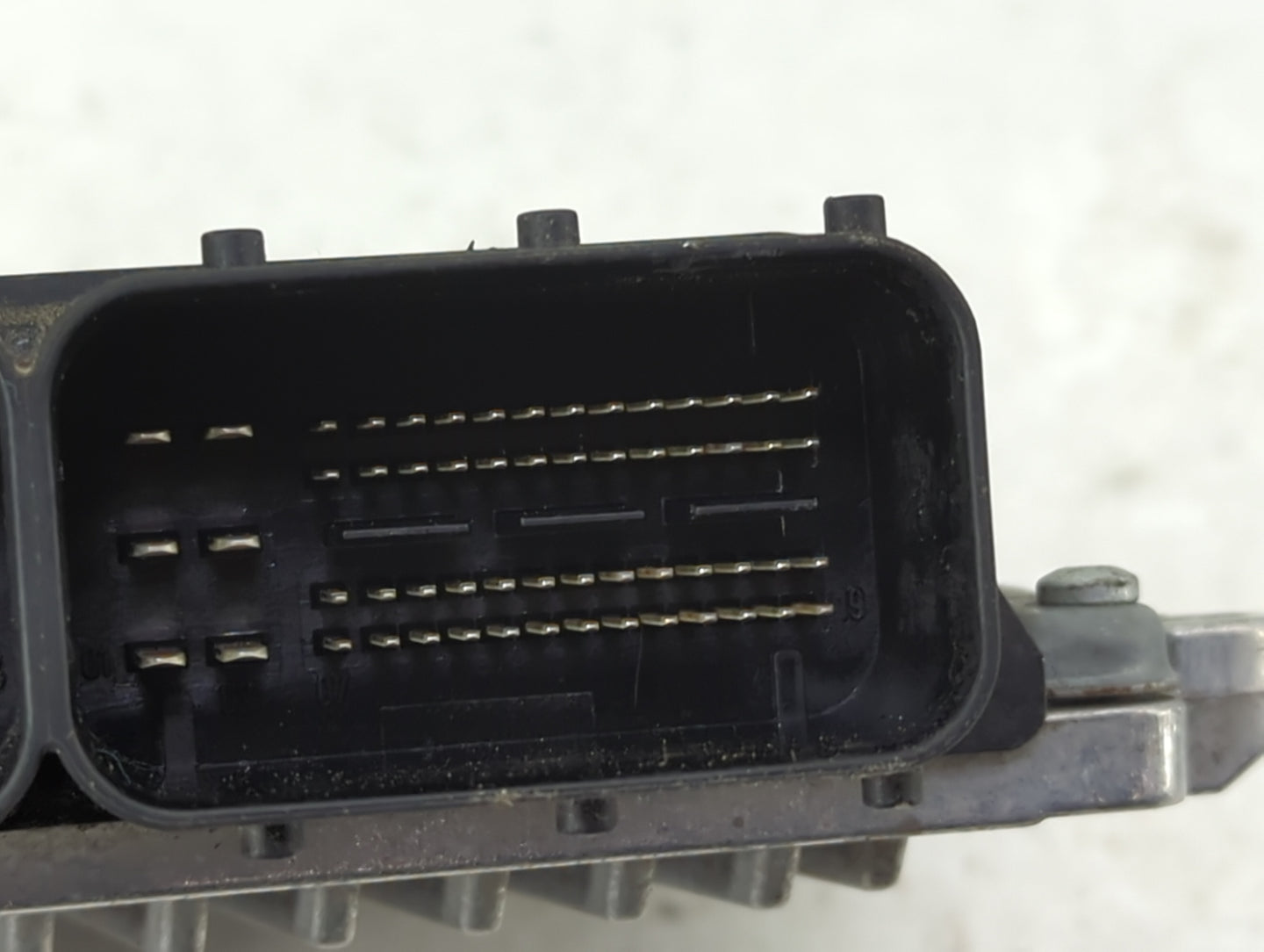 2008 Mercedes-Benz C350 PCM Engine Control Computer ECU ECM PCU OEM P/N:2729004700 Fits OEM Used Auto Parts - Oemusedautopar