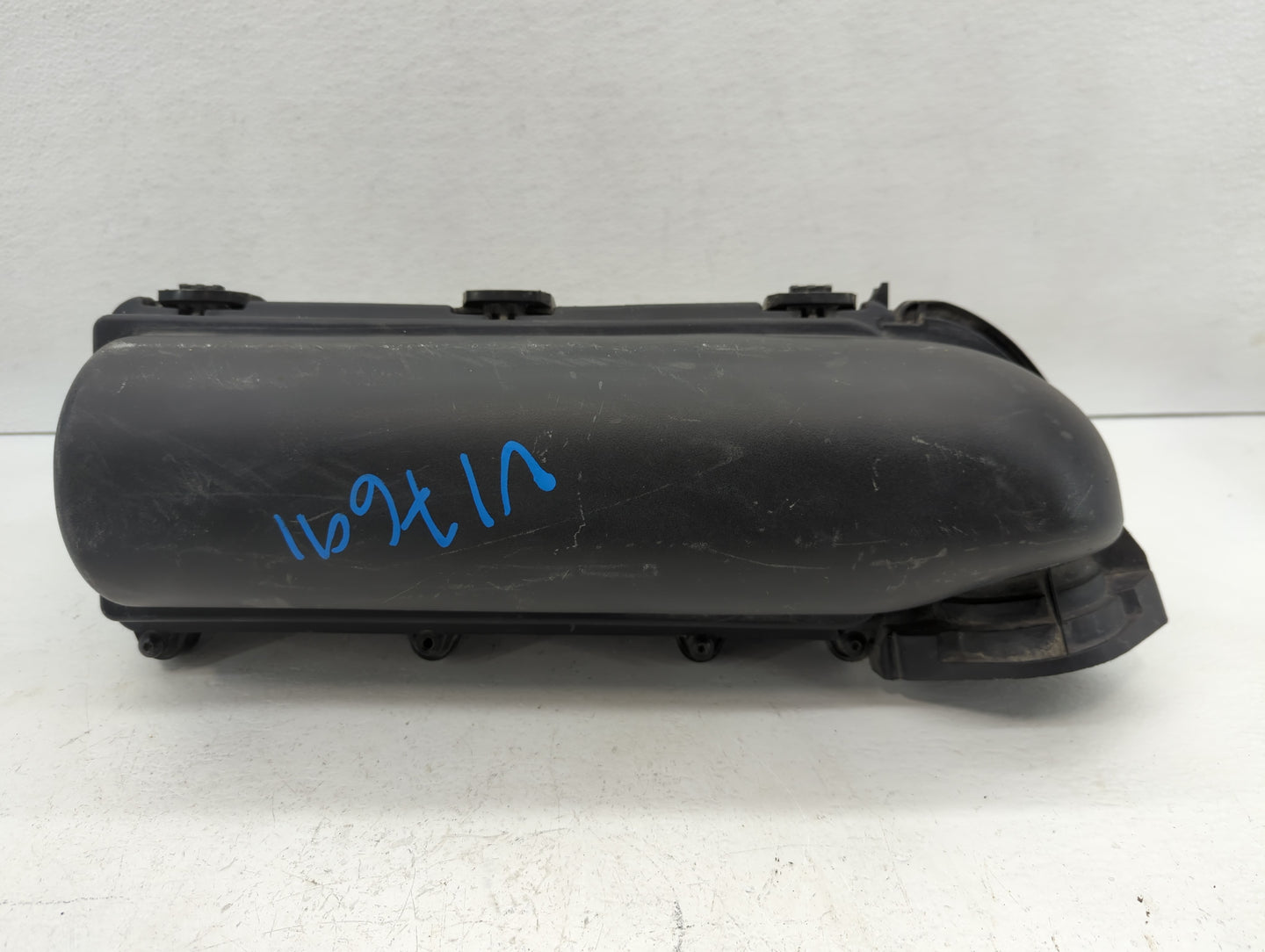 2007-2010 Mercedes-benz Cl550 Air Cleaner Intake-duct Hose Tube - Oemusedautoparts1.com