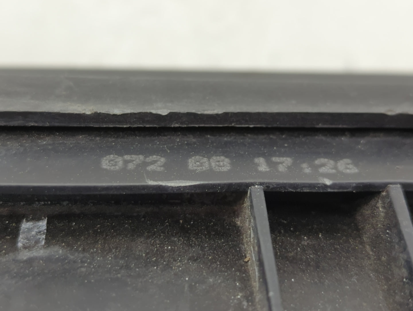 2007-2010 Mercedes-benz Cl550 Air Cleaner Intake-duct Hose Tube - Oemusedautoparts1.com