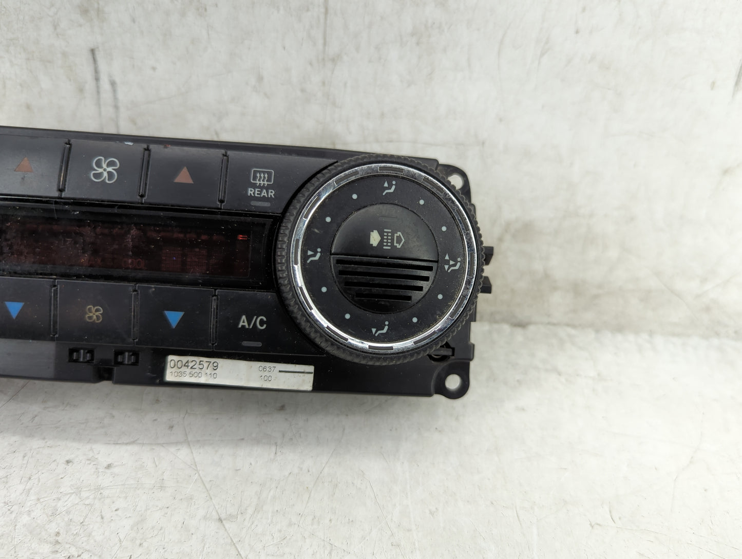 2007-2009 Mercedes-Benz Clk350 Climate Control Module Temperature AC/Heater Replacement P/N:A 203 830 44 85 Fits OEM Used Au