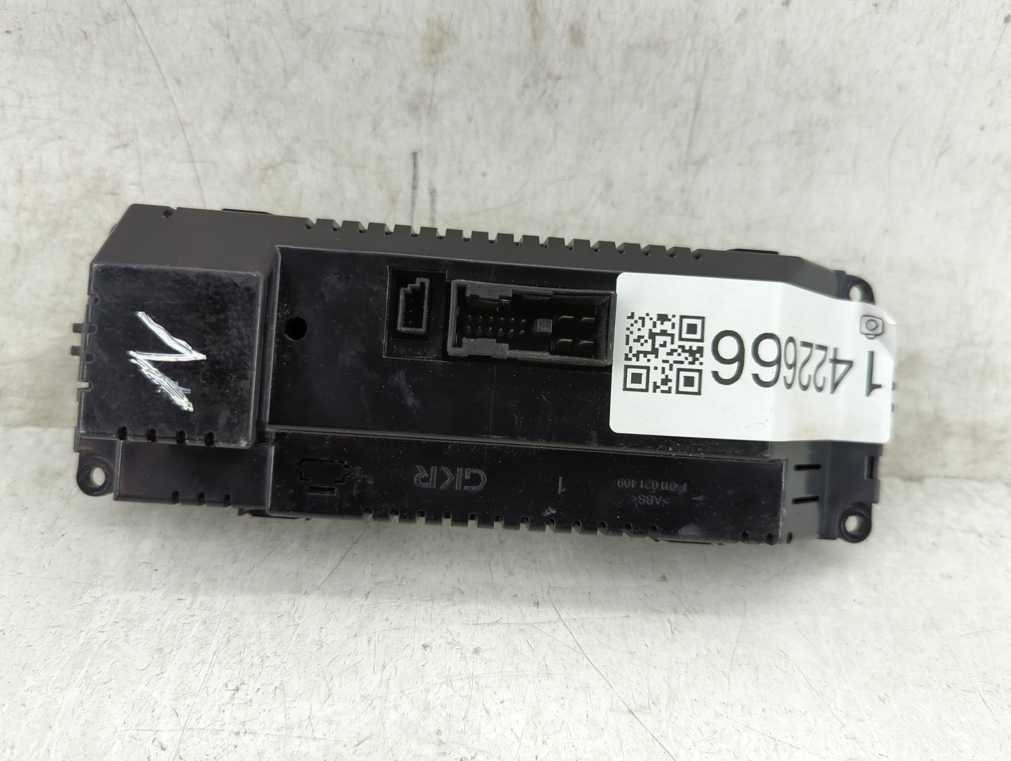 2007-2009 Mercedes-Benz Clk350 Climate Control Module Temperature AC/Heater Replacement P/N:A 203 830 44 85 Fits OEM Used Au