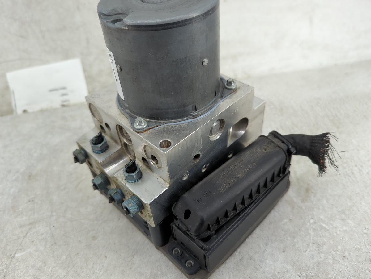 2006-2009 Mercedes-Benz Clk350 Anti-Lock Brake ABS Pump Module Actuator OEM Fits Fits 2005 2006 2007 2008 2009 OEM Used Auto