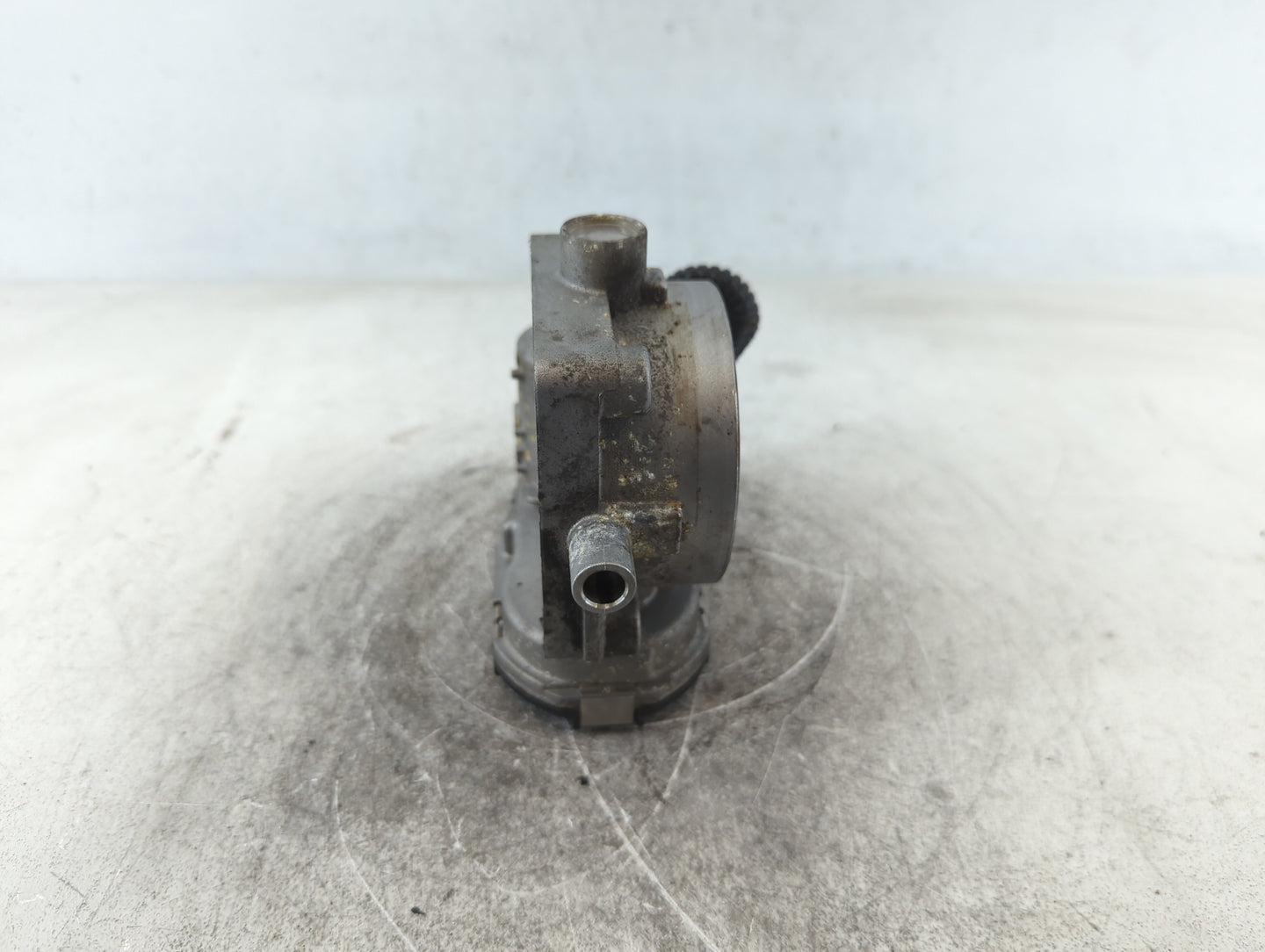 2006-2009 Mercedes-Benz Clk350 Throttle Body P/N:A 113 141 01 25 Fits Fits 2005 2006 2007 2008 2009 2010 2011 2012 2013 2014