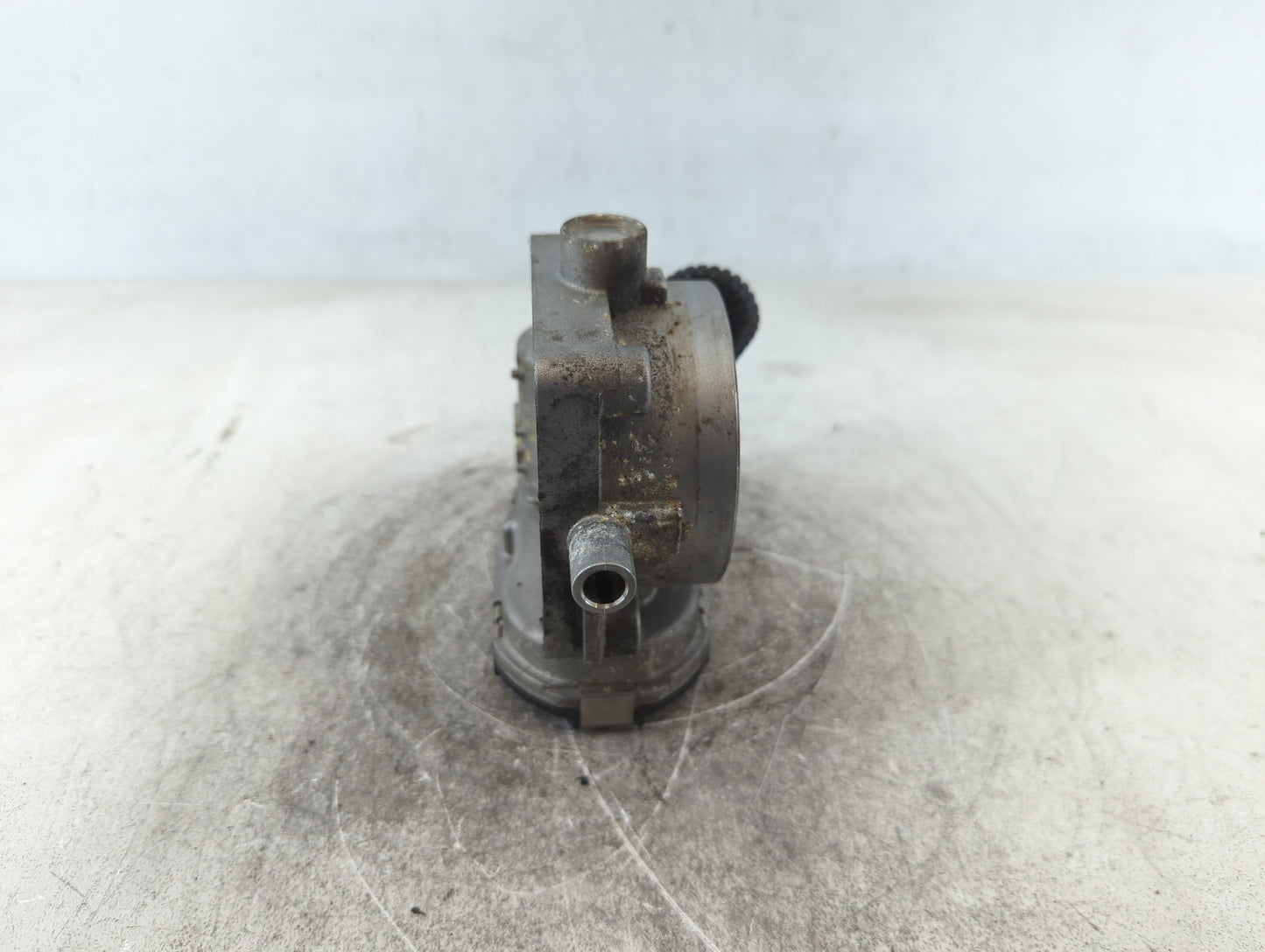 2006-2009 Mercedes-Benz Clk350 Throttle Body P/N:A 113 141 01 25 Fits Fits 2005 2006 2007 2008 2009 2010 2011 2012 2013 2014