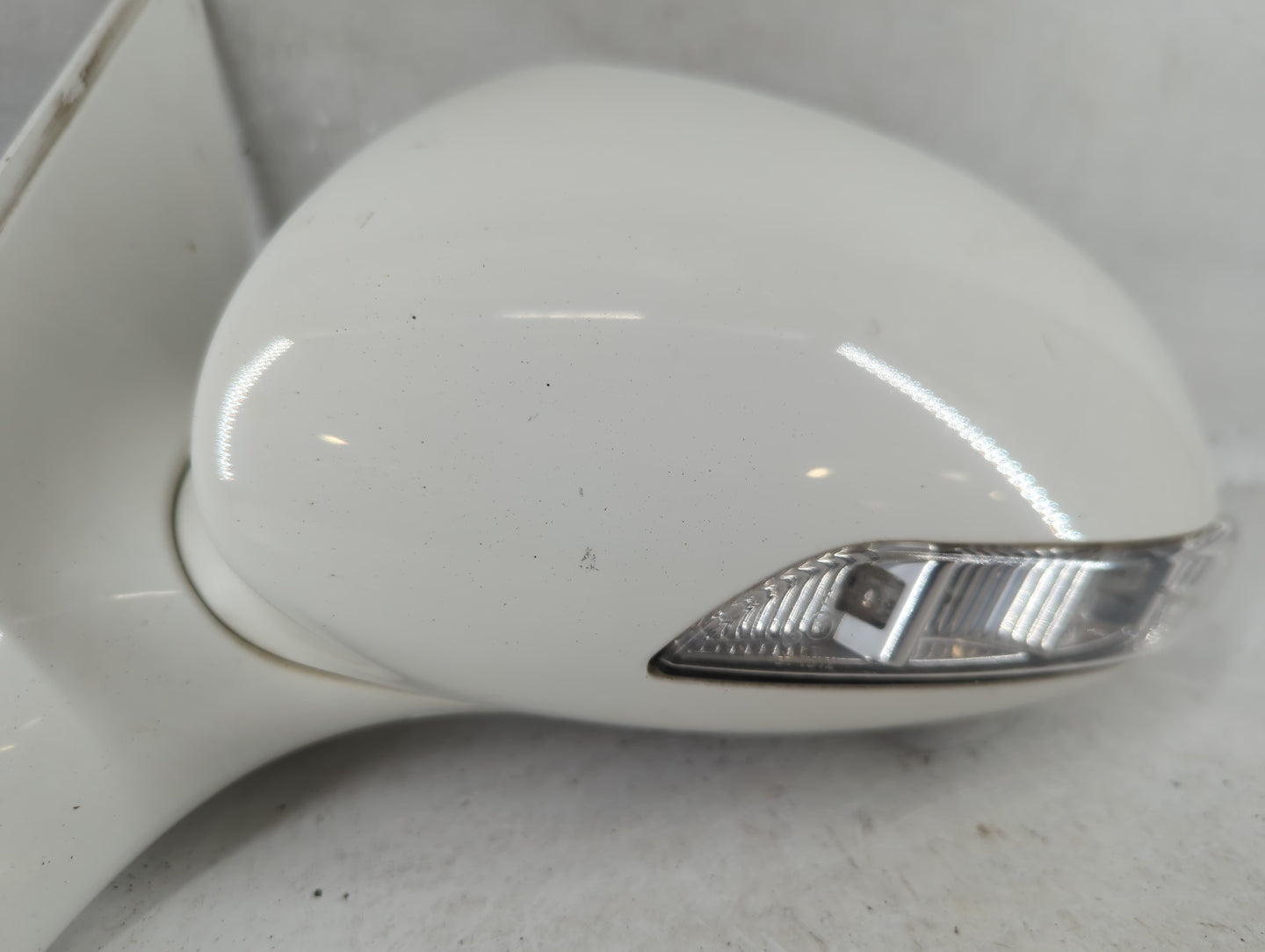 2008 Mercedes-Benz Cls350 Driver Side View Mirror - Left Door Mirror OEM Used - Oemusedautoparts1.com
