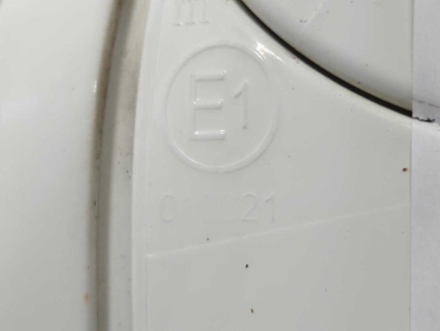 2008 Mercedes-Benz Cls350 Driver Side View Mirror - Left Door Mirror OEM Used - Oemusedautoparts1.com