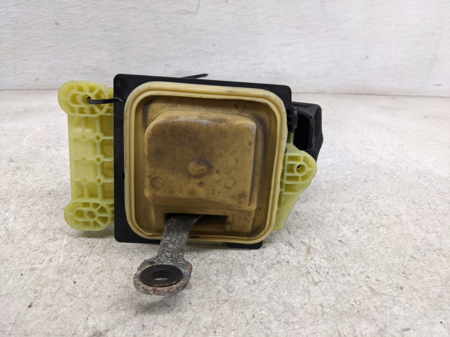 2008 Mercedes-benz E-class Floor Console Assembly Shifter - Oemusedautoparts1.com