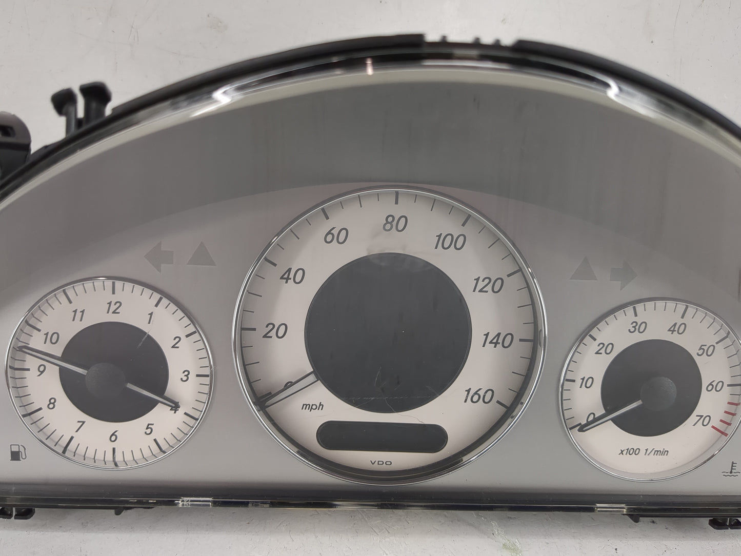 2008 Mercedes-Benz E-Class Instrument Cluster Speedometer Gauges P/N:110.080/363.014 A2115404348 Miles: Fits OEM Used Auto P