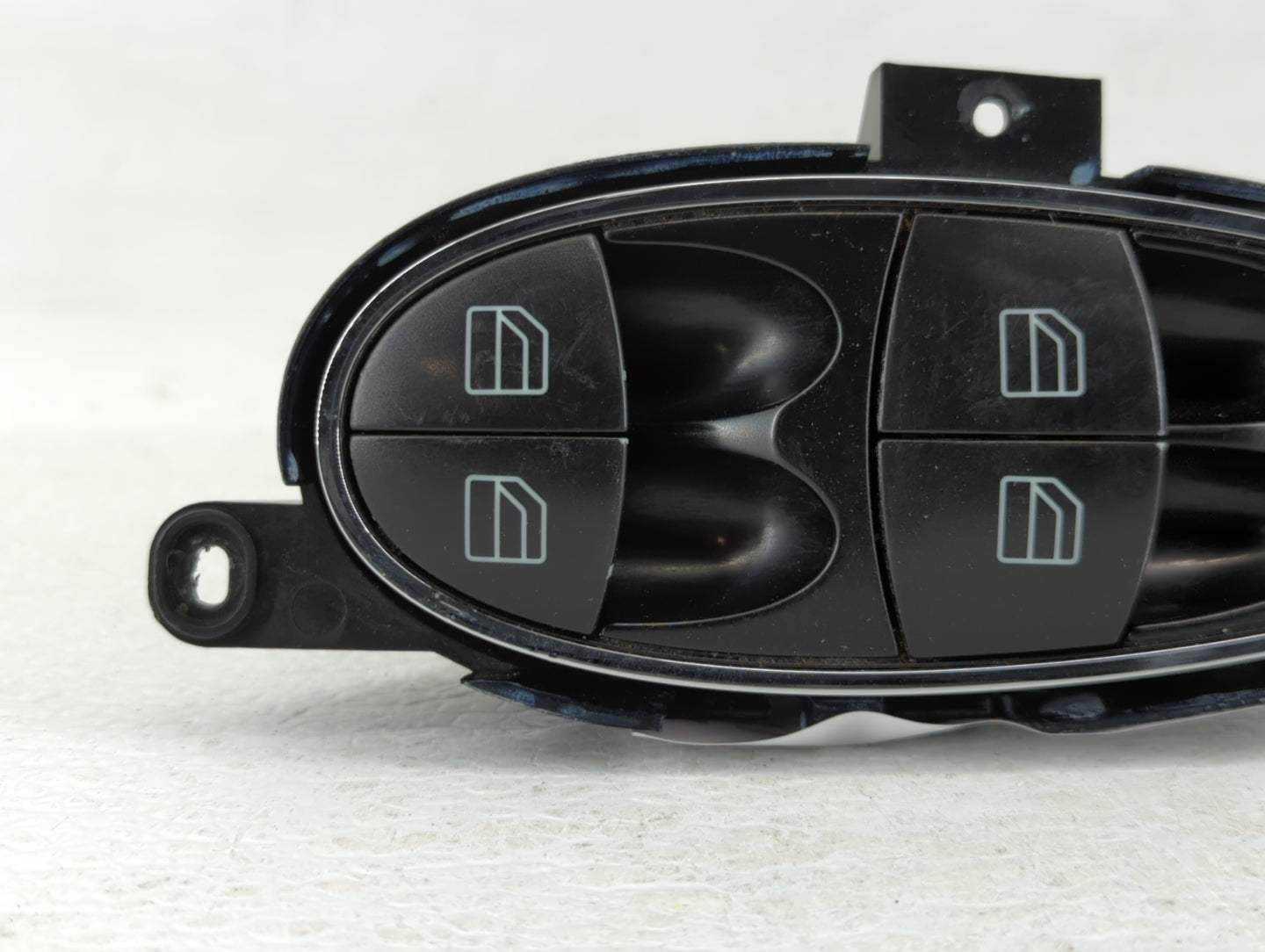 2008-2009 Mercedes-Benz E300 Master Power Window Switch Replacement Driver Side Left P/N:A 211 821 36 79 211 821 79 79 Fits 