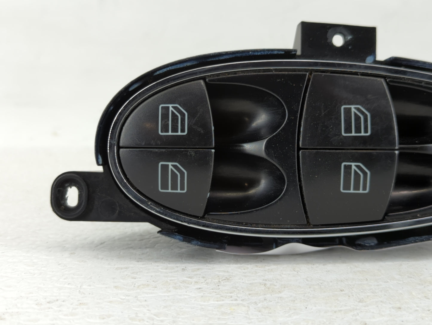 2008-2009 Mercedes-Benz E300 Master Power Window Switch Replacement Driver Side Left P/N:A 211 821 36 79 211 821 79 79 Fits 