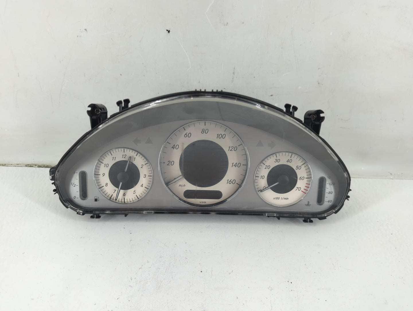 2008 Mercedes-Benz E350 Instrument Cluster Speedometer Gauges P/N:A 211 540 43 38 Fits OEM Used Auto Parts - Oemusedautopart