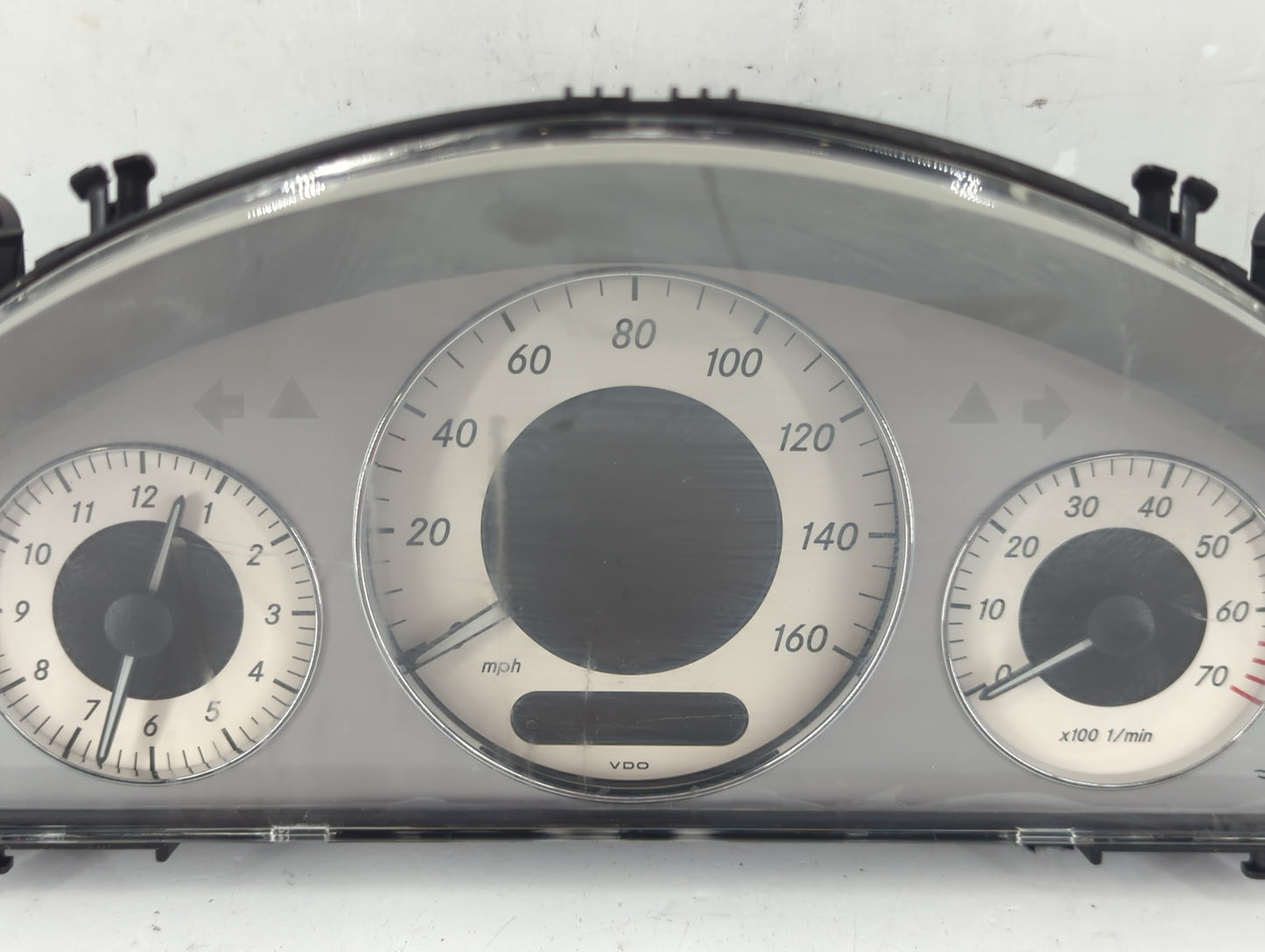 2008 Mercedes-Benz E350 Instrument Cluster Speedometer Gauges P/N:A 211 540 43 38 Fits OEM Used Auto Parts - Oemusedautopart