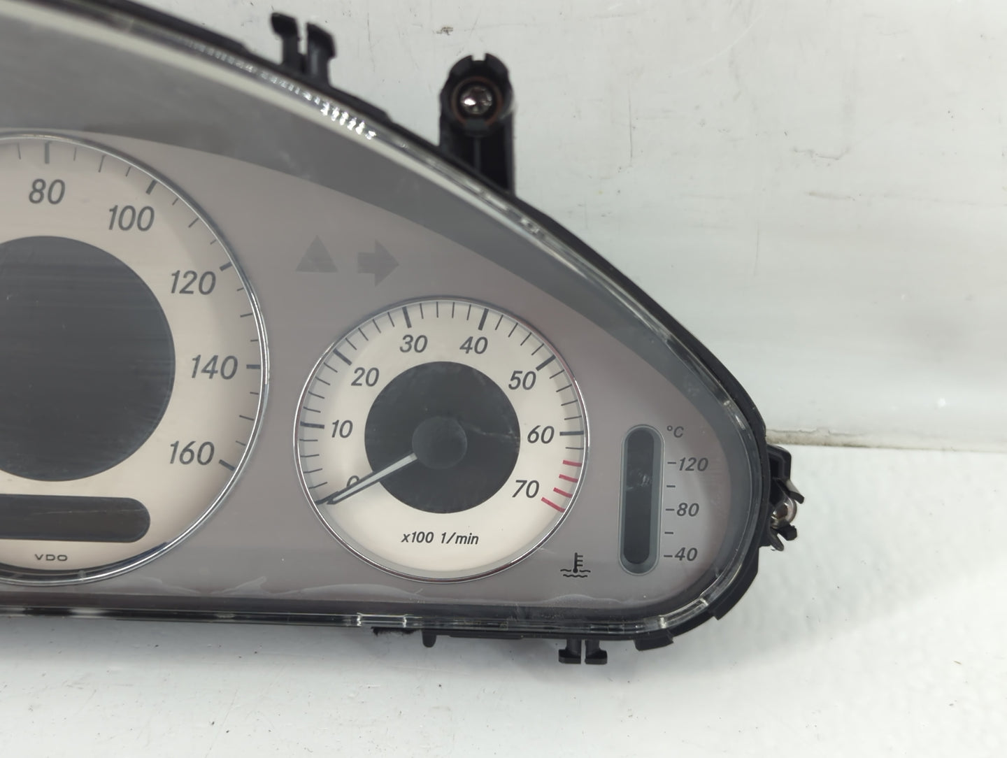 2008 Mercedes-Benz E350 Instrument Cluster Speedometer Gauges P/N:A 211 540 43 38 Fits OEM Used Auto Parts - Oemusedautopart