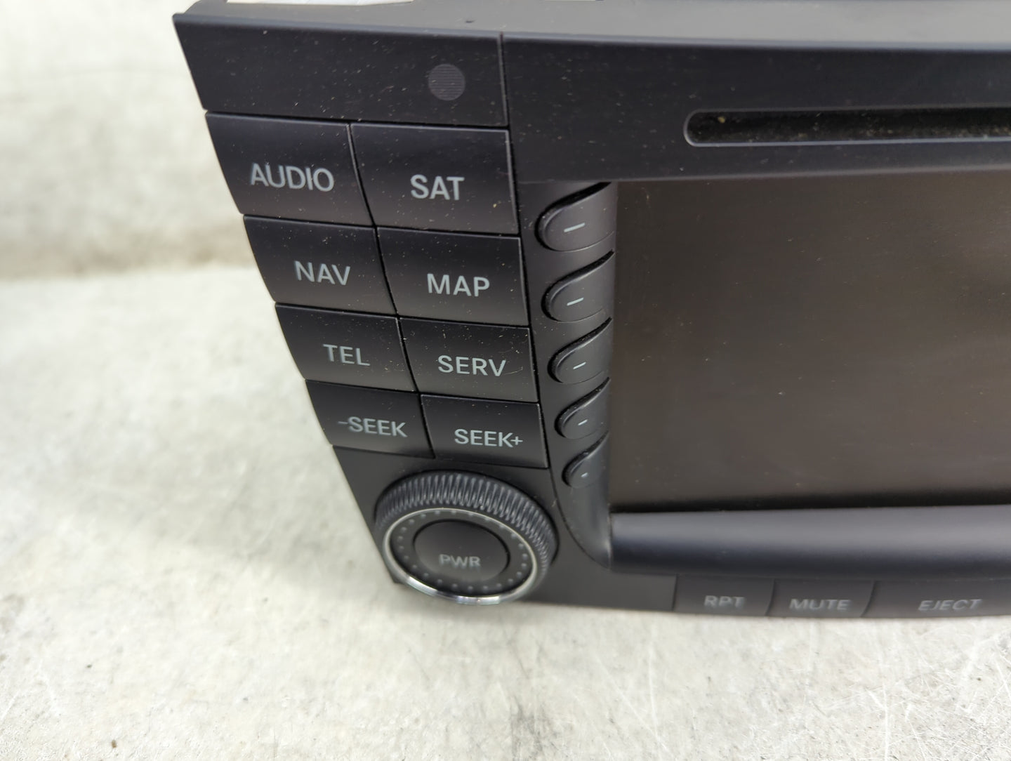 2008 Mercedes-Benz E350 Radio AM FM Cd Player Receiver Replacement P/N:BE7040 A2119060400, B1290355 Fits OEM Used Auto Parts