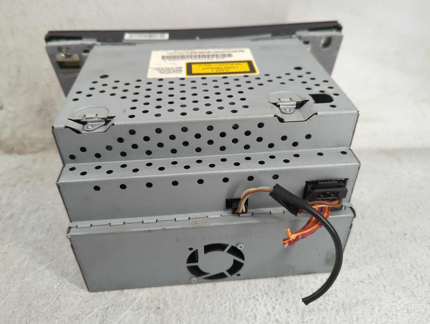 2008 Mercedes-Benz E350 Radio AM FM Cd Player Receiver Replacement P/N:BE7040 A2119060400, B1290355 Fits OEM Used Auto Parts
