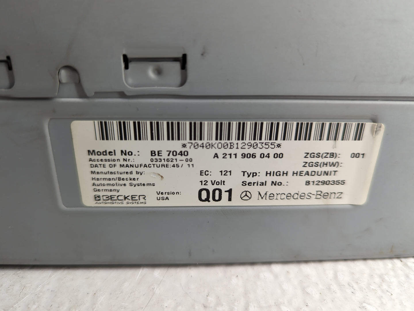 2008 Mercedes-Benz E350 Radio AM FM Cd Player Receiver Replacement P/N:BE7040 A2119060400, B1290355 Fits OEM Used Auto Parts