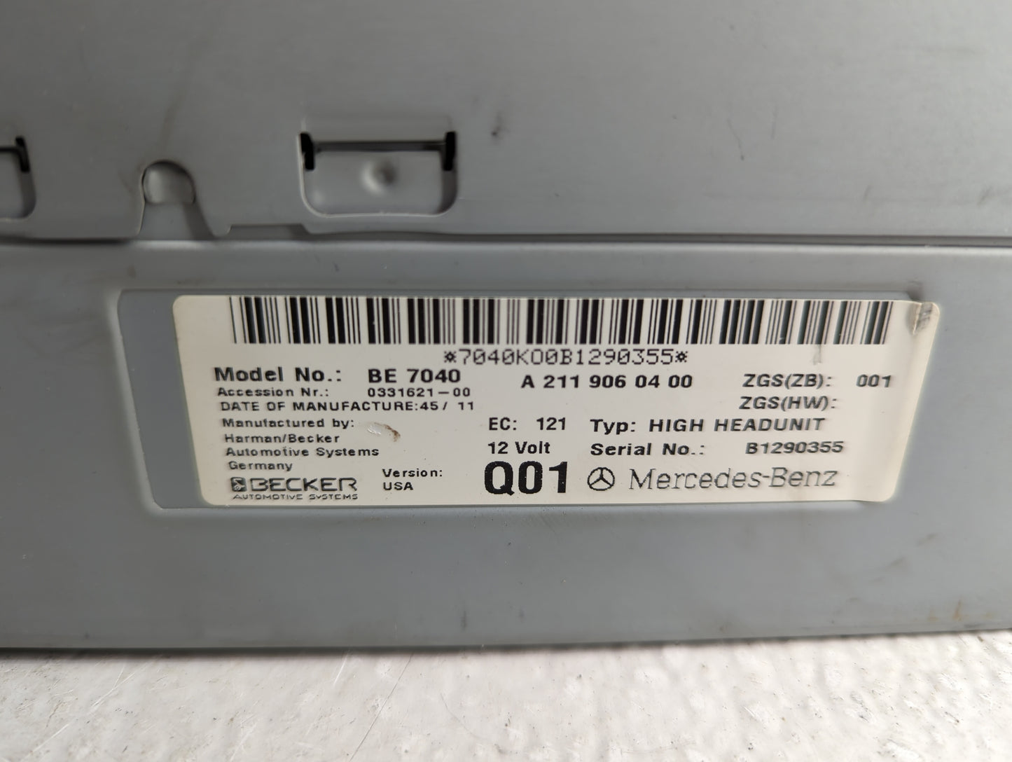 2008 Mercedes-Benz E350 Radio AM FM Cd Player Receiver Replacement P/N:BE7040 A2119060400, B1290355 Fits OEM Used Auto Parts