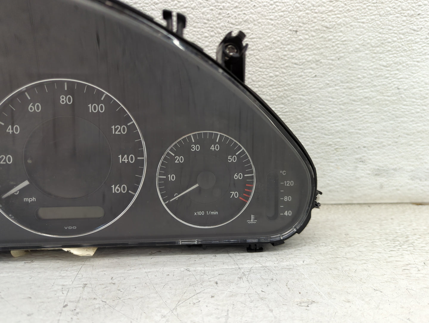 2008 Mercedes-Benz E350 Instrument Cluster Speedometer Gauges P/N:A2115404248 Miles: Fits OEM Used Auto Parts - Oemusedautop