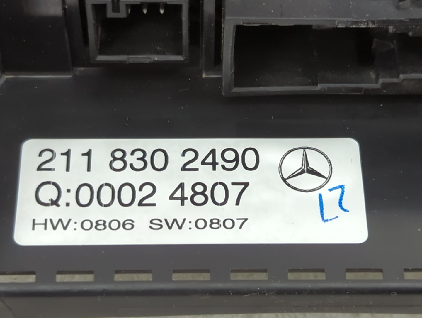 2007-2008 Mercedes-Benz E350 Climate Control Module Temperature AC/Heater Replacement P/N:211 830 2490 Fits Fits 2007 2008 O