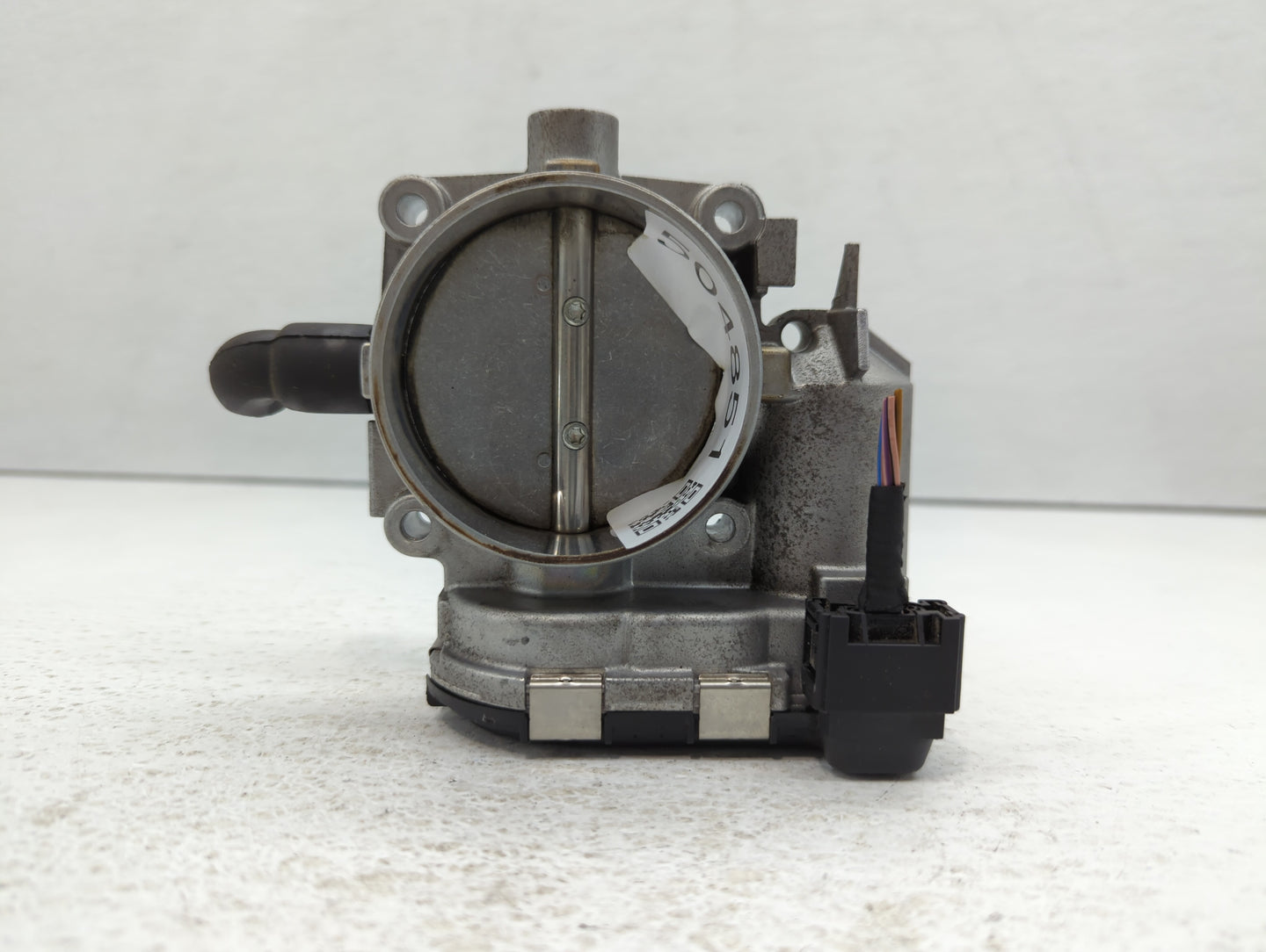 2007-2011 Mercedes-Benz E350 Throttle Body P/N:A 113 141 01 25 1131410125 Fits OEM Used Auto Parts - Oemusedautoparts1.com