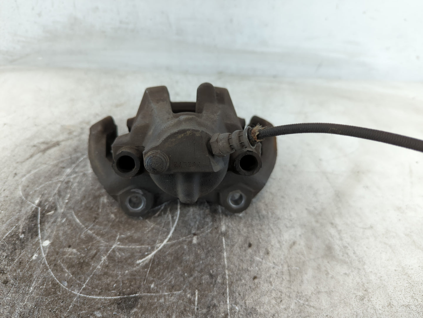 2006-2009 Mercedes-benz E350 Front Driver Left Brake Caliper - Oemusedautoparts1.com