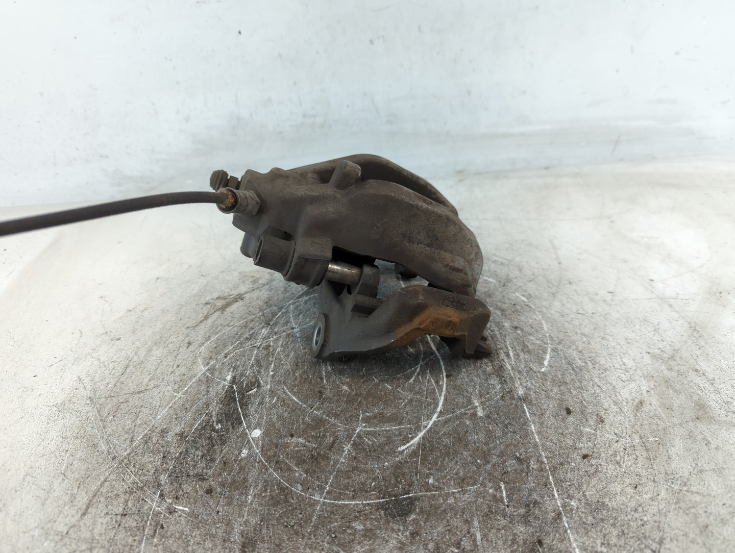 2006-2009 Mercedes-benz E350 Front Driver Left Brake Caliper - Oemusedautoparts1.com