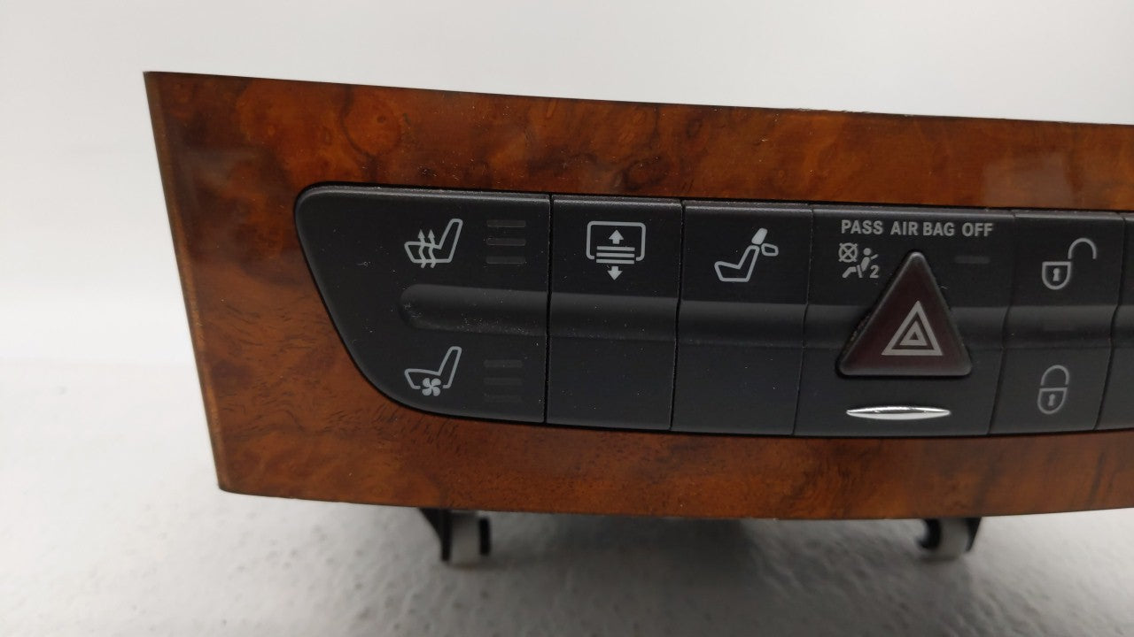 2008 Mercedes-benz E550 Hazard Switch - Oemusedautoparts1.com