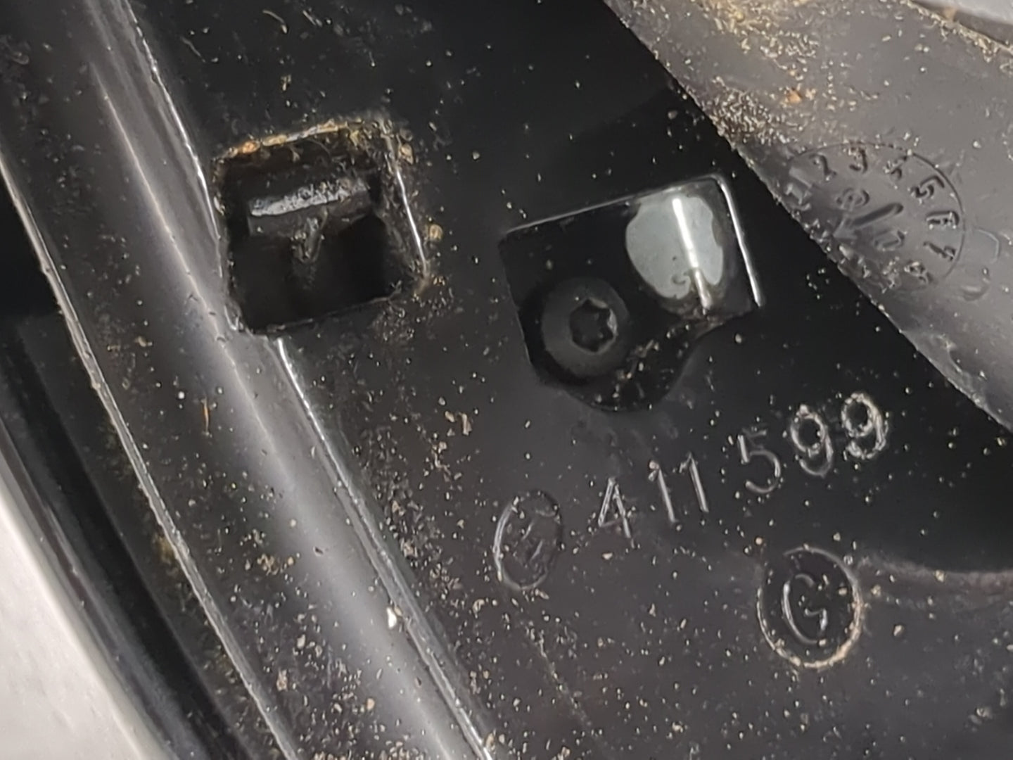 2007-2008 Mercedes-Benz Gl450 Driver Side View Mirror - Left Door Mirror OEM Used - Oemusedautoparts1.com