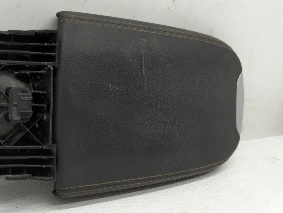 2008 Mercedes-benz Gl450 Center Console Armrest Cover Lid - Oemusedautoparts1.com