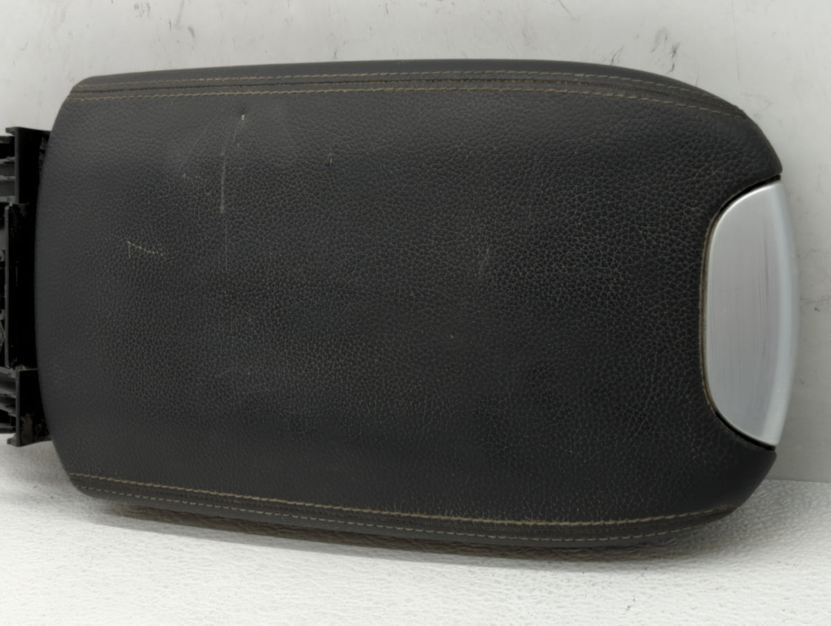 2008 Mercedes-benz Gl450 Center Console Armrest Cover Lid - Oemusedautoparts1.com