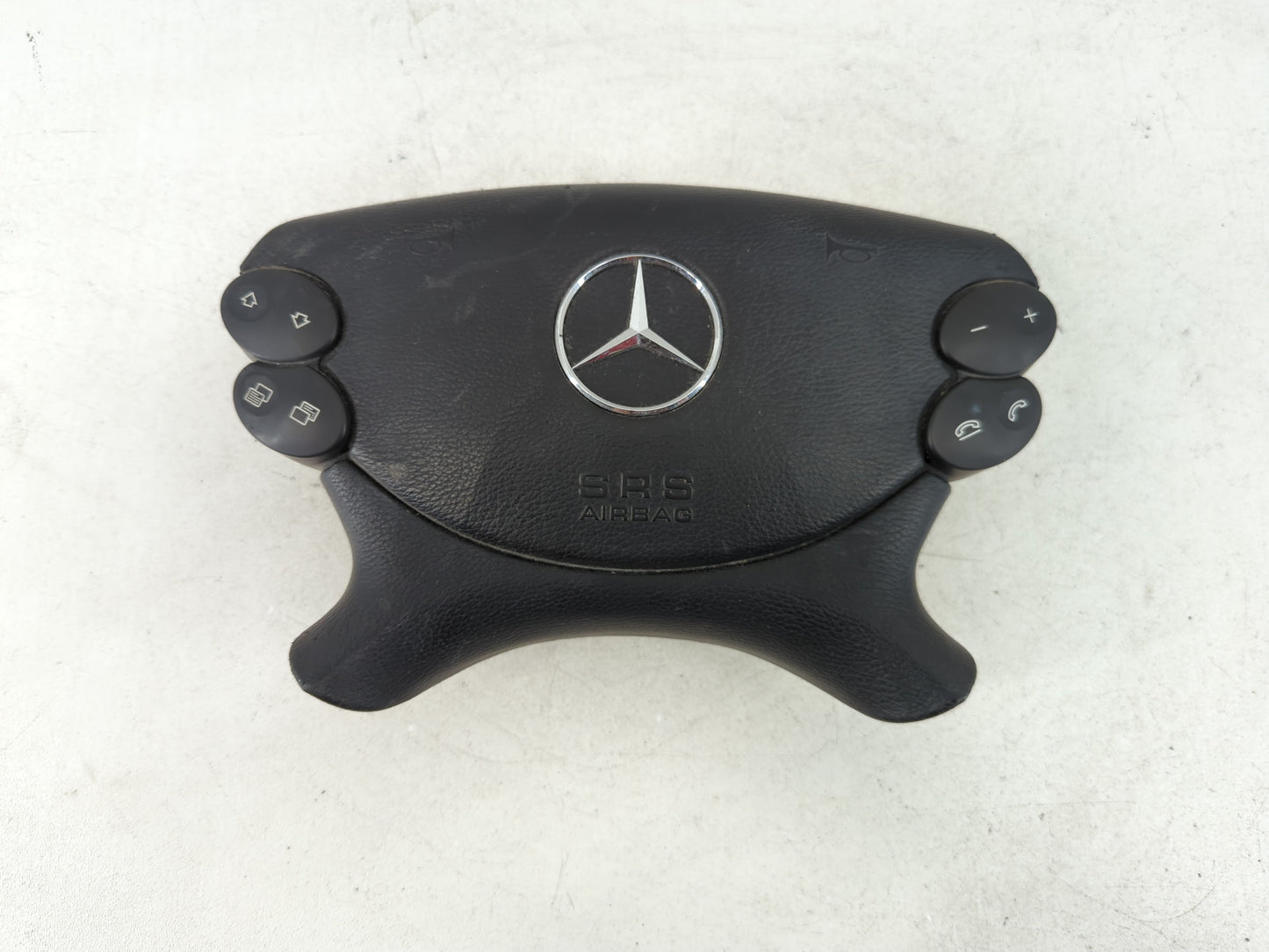 2008 Mercedes-Benz Mercedes E-Class Air Bag Driver Left Steering Wheel Mounted Fits OEM Used Auto Parts - Oemusedautoparts1.