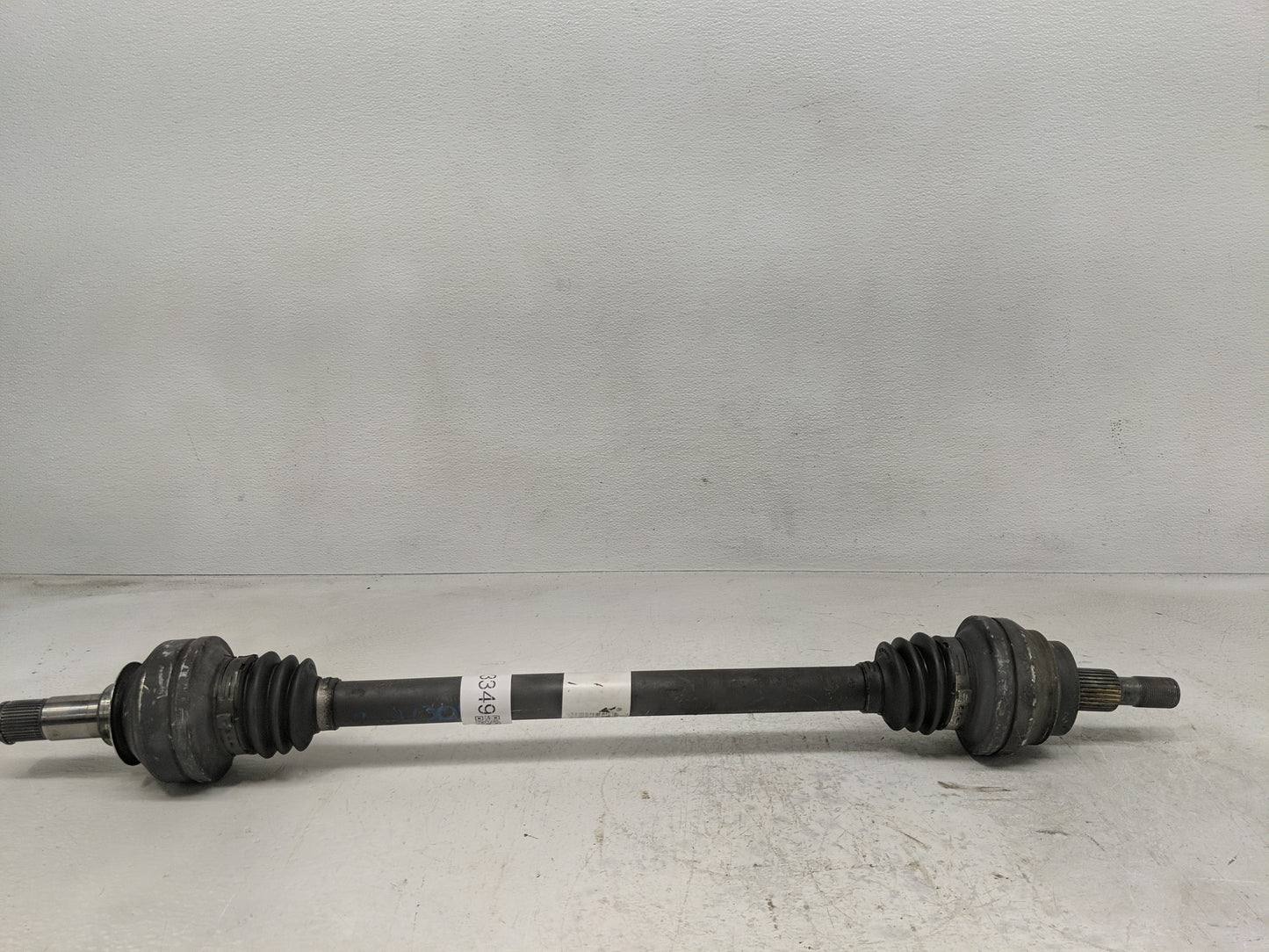 Mercedes-benz Ml Axle Shaft Front Driver Cv C/v - Oemusedautoparts1.com