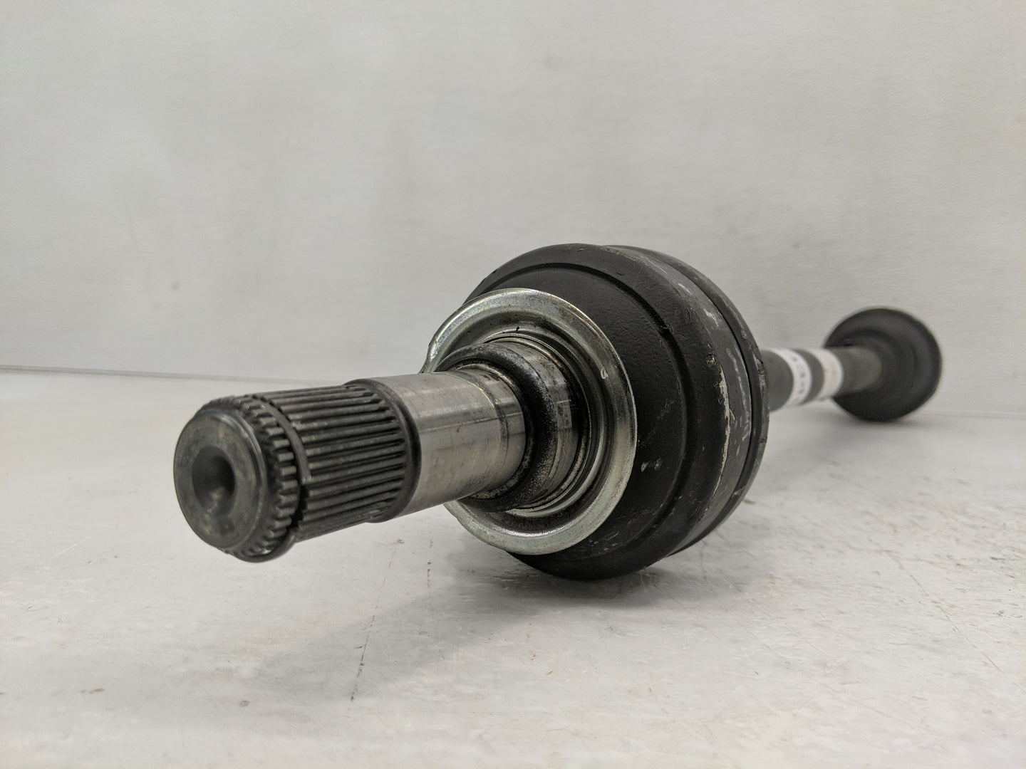 Mercedes-benz Ml Axle Shaft Front Driver Cv C/v - Oemusedautoparts1.com