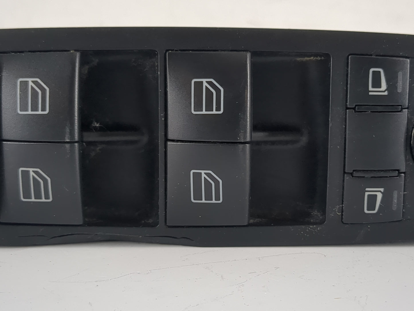 2007-2009 Mercedes-Benz Ml320 Master Power Window Switch Replacement Driver Side Left P/N:A 251 830 00 90 Fits OEM Used Auto
