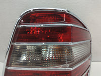 2007-2008 Mercedes-Benz Ml320 Tail Light Assembly Passenger Right OEM P/N:404182R Fits Fits 2006 2007 2008 OEM Used Auto Par