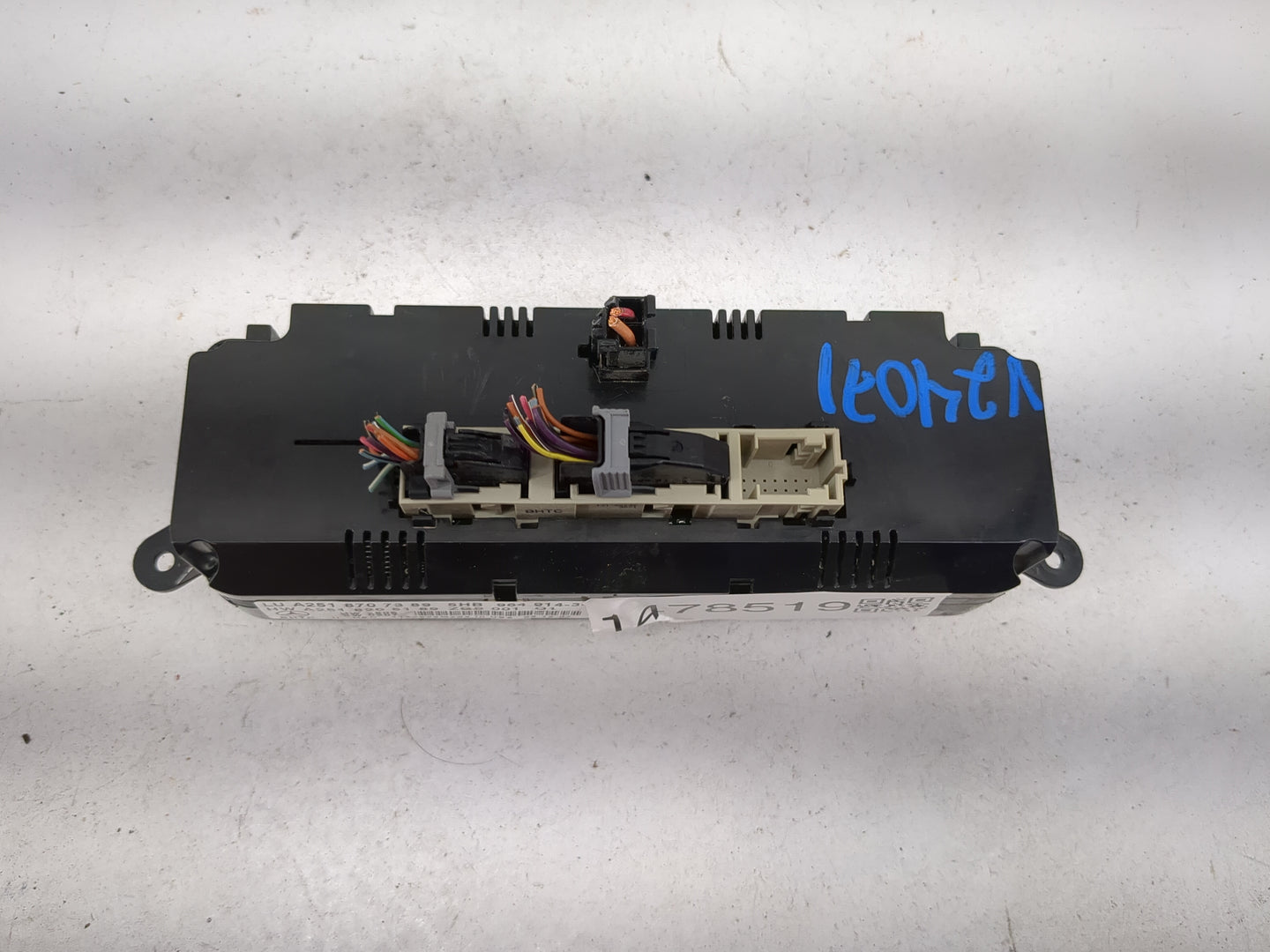 2006-2008 Mercedes-Benz Ml350 Climate Control Module Temperature AC/Heater Replacement P/N:A2518707389 A2518205189 Fits OEM 