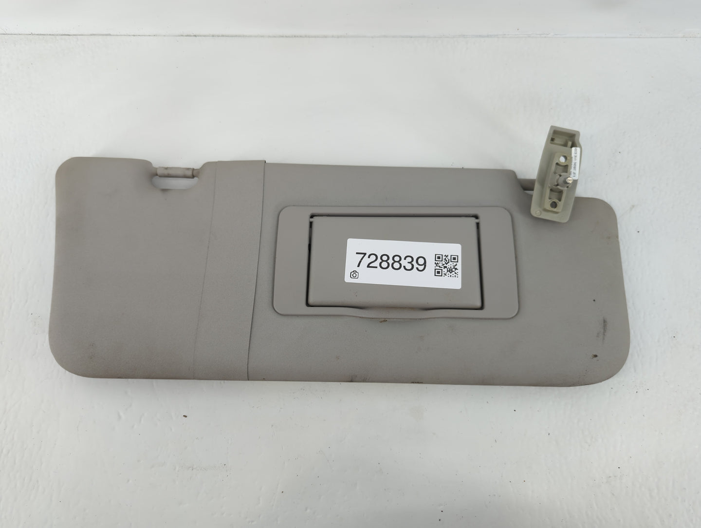2006-2011 Mercedes-Benz Ml350 Sun Visor Shade Replacement Passenger Right Mirror Fits Fits 2006 2007 2008 2009 2010 2011 201