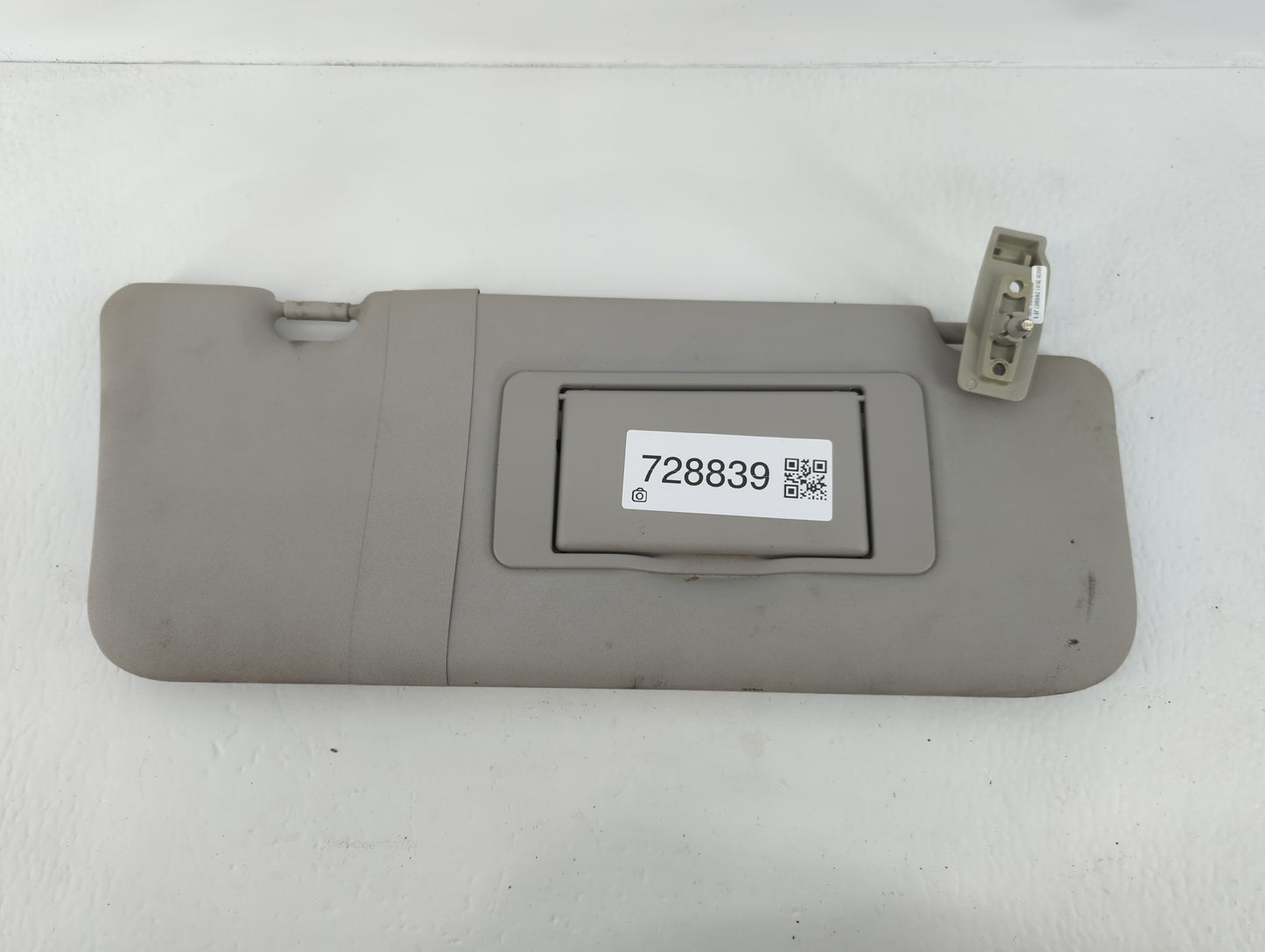 2006-2011 Mercedes-Benz Ml350 Sun Visor Shade Replacement Passenger Right Mirror Fits Fits 2006 2007 2008 2009 2010 2011 201
