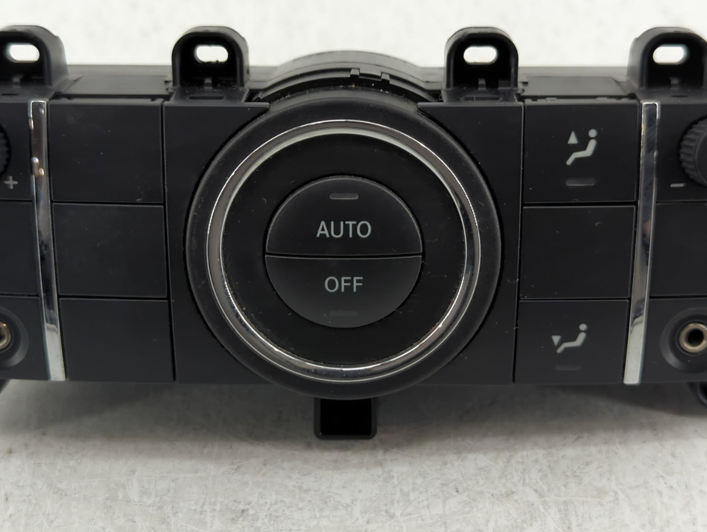 2008-2011 Mercedes-Benz Ml550 Climate Control Module Temperature AC/Heater Replacement P/N:A 164 820 95 89 Fits OEM Used Aut