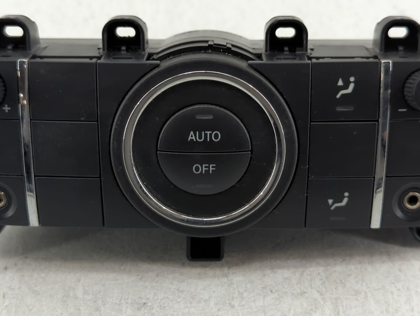 2008-2011 Mercedes-Benz Ml550 Climate Control Module Temperature AC/Heater Replacement P/N:A 164 820 95 89 Fits OEM Used Aut