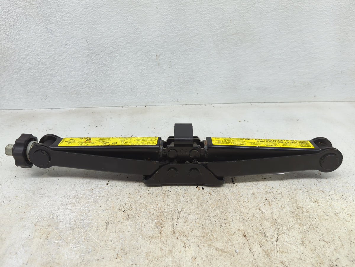 2008 Mercedes-benz R-class Spare Scissor Car Jack Black - Oemusedautoparts1.com