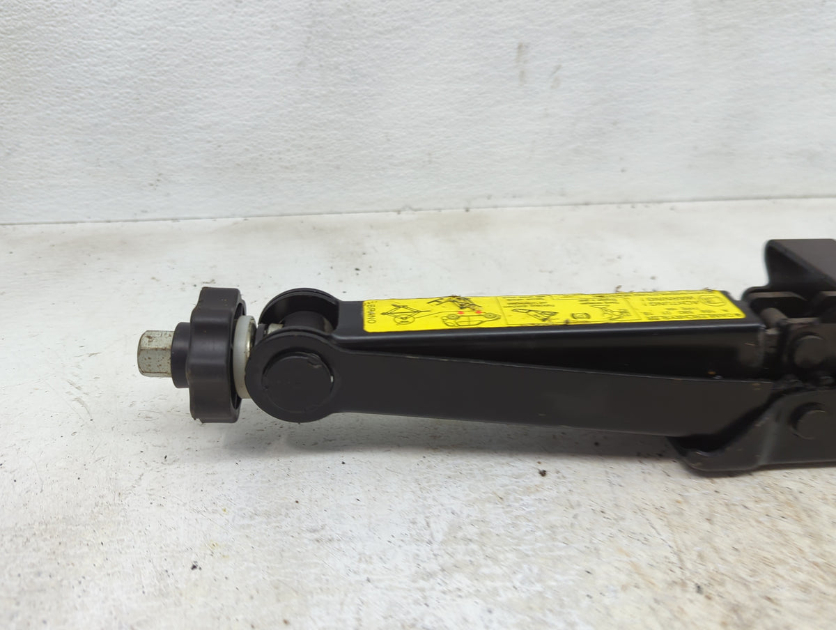 2008 Mercedes-benz R-class Spare Scissor Car Jack Black - Oemusedautoparts1.com