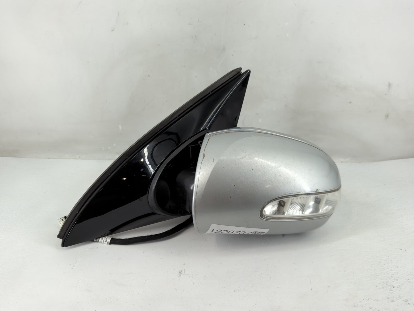2007 Mercedes-benz R320 Passenger Right Side View Manual Door Mirror - Oemusedautoparts1.com