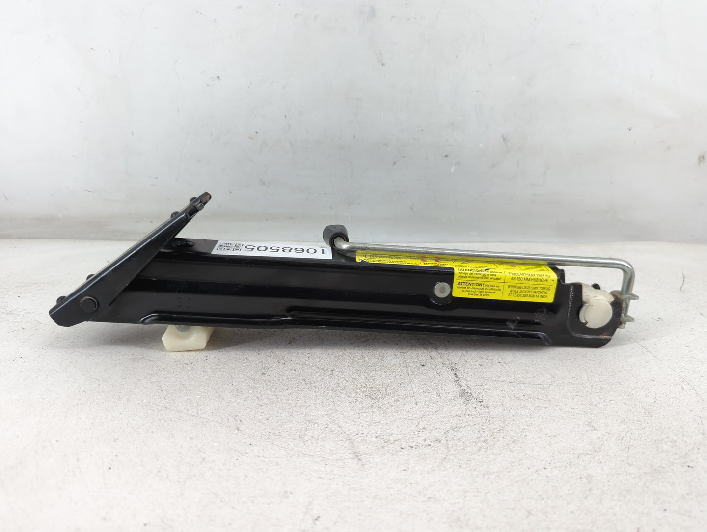 2008 Mercedes-benz R350 Spare Scissor Car Jack - Oemusedautoparts1.com