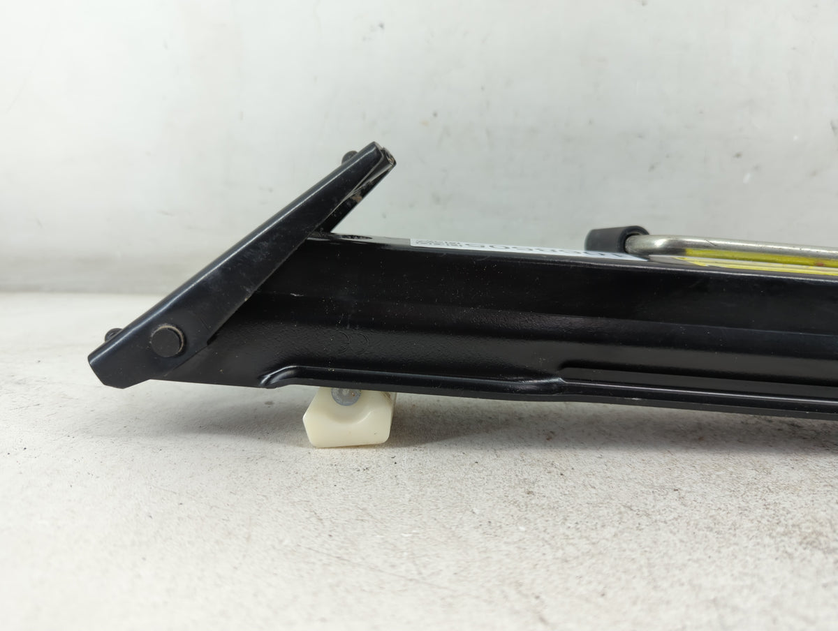 2008 Mercedes-benz R350 Spare Scissor Car Jack - Oemusedautoparts1.com